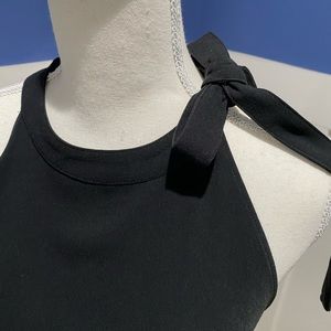 Banana Republic Sleeveless blouse